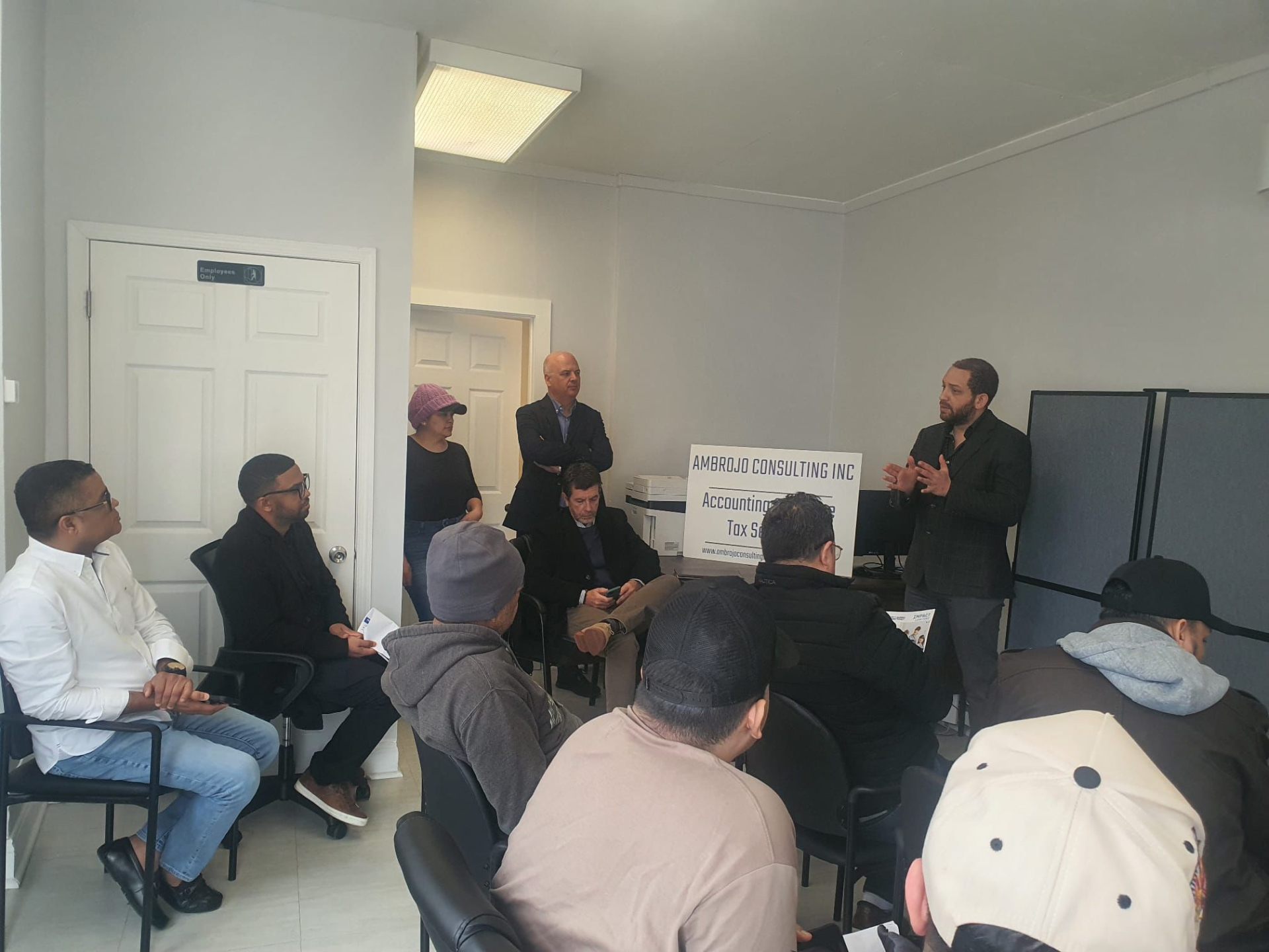 Convening Latino entrepreneurs and partners at Ambrojo Consulting in Philadelphia.